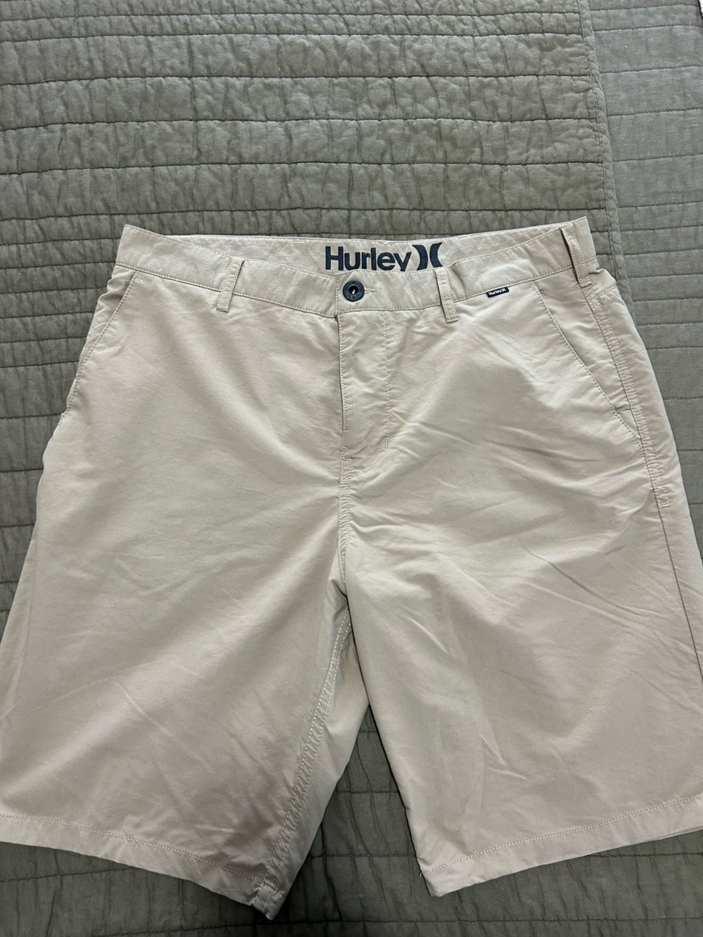 Hurley Men’s Shorts. Size: 33